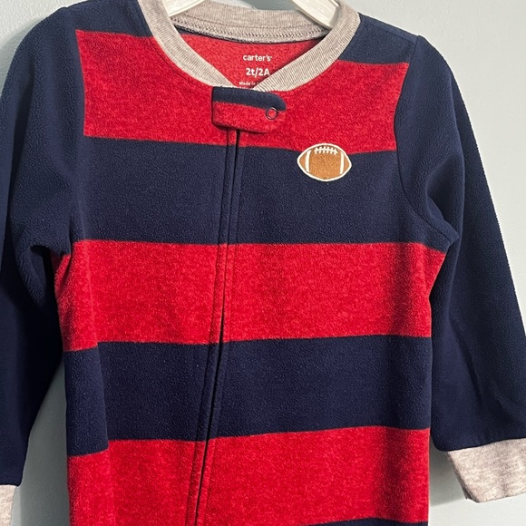 Carter’s Boys 2T Navy/Red Foorball Fleece Footed Pajamas - Picture 3 of 8